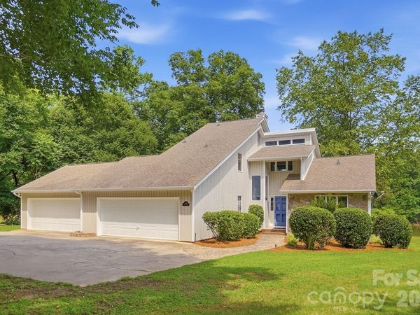 204 Bay Shore Drive, Belmont, NC 28012