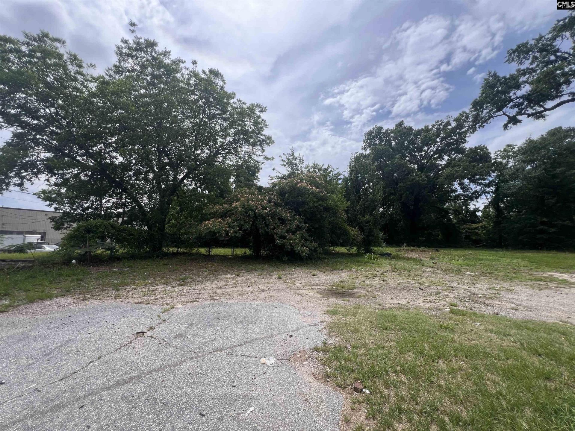 6409 Fairfield Road  Photo 5