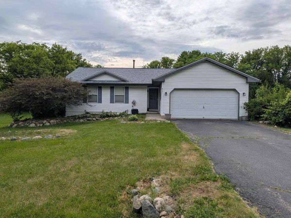 531 NE Bounty Drive, POPLAR GROVE, IL 61065