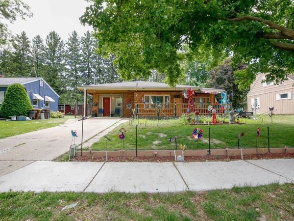411 E Lincoln Street, MOUNT MORRIS, IL 61054