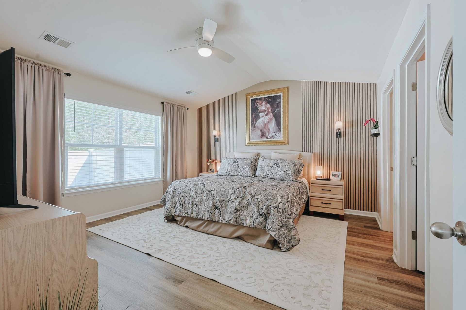 715 Eastridge Dr.  Photo 13