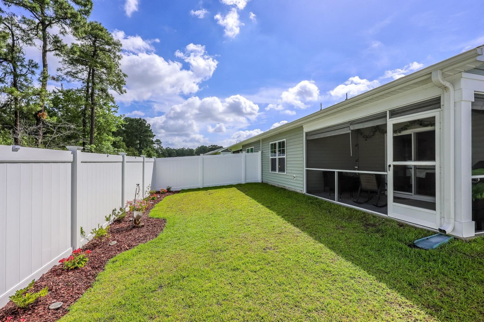 715 Eastridge Dr.  Photo 27