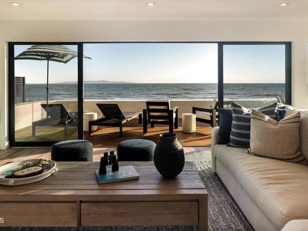 6726 Breakers Way, Ventura, CA 93001