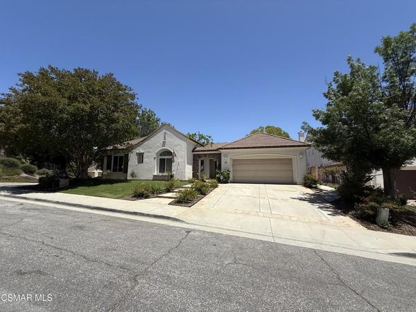 990 Clear Sky Place, Simi Valley, CA 93065