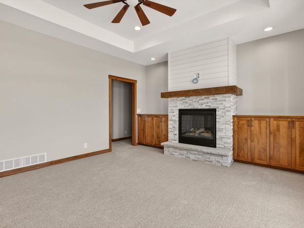 L3B2 Miller Pl NW , Rochester, MN 55901