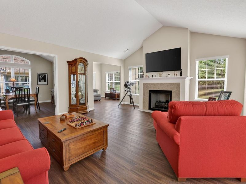 631 Woods Edge Lane , Newark, OH 43055 Photo 13