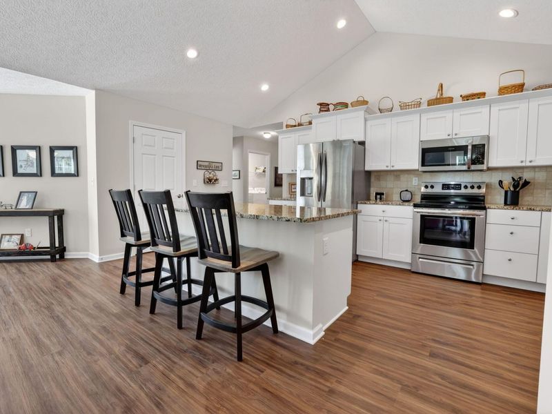 631 Woods Edge Lane , Newark, OH 43055 Photo 14