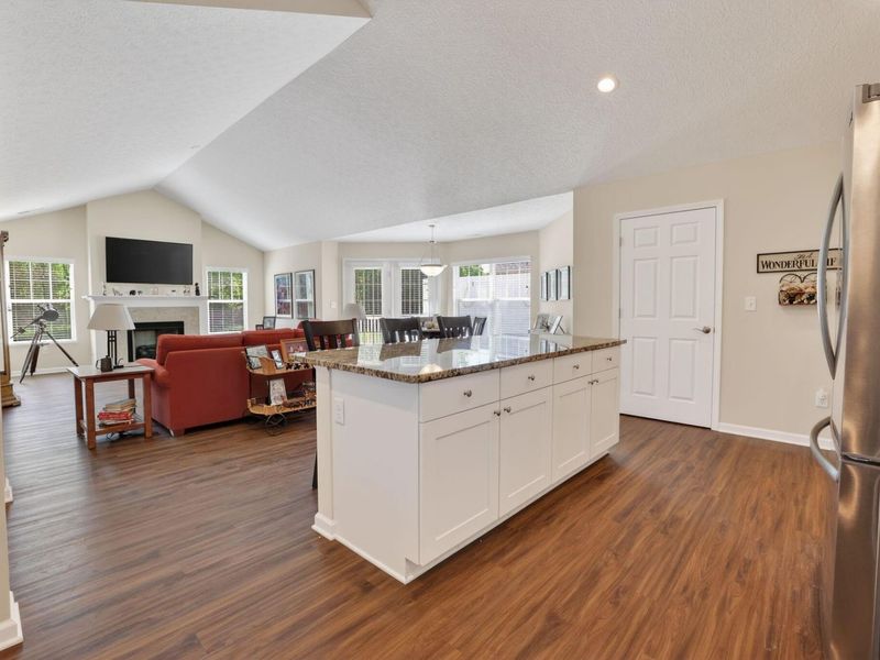 631 Woods Edge Lane , Newark, OH 43055 Photo 16