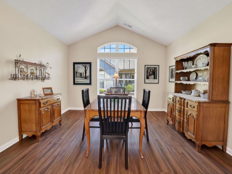 631 Woods Edge Lane , Newark, OH 43055 Photo 20