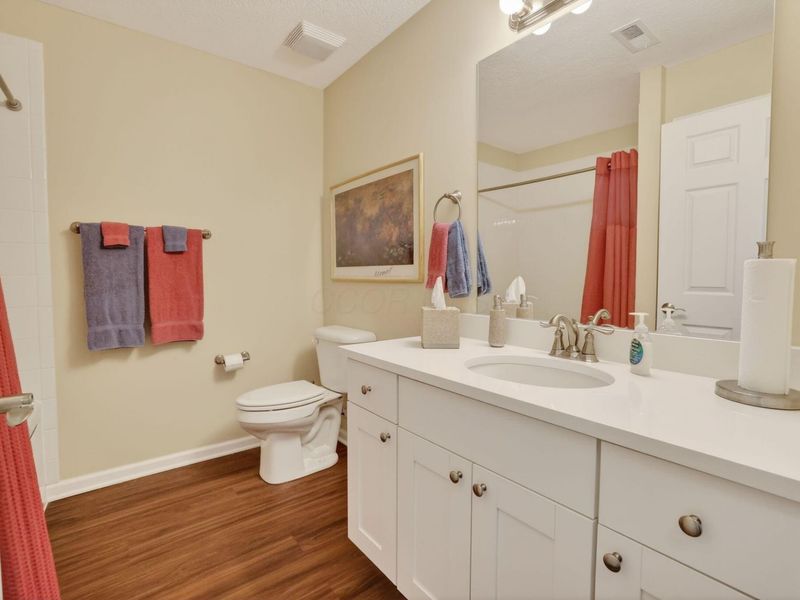 631 Woods Edge Lane , Newark, OH 43055 Photo 31