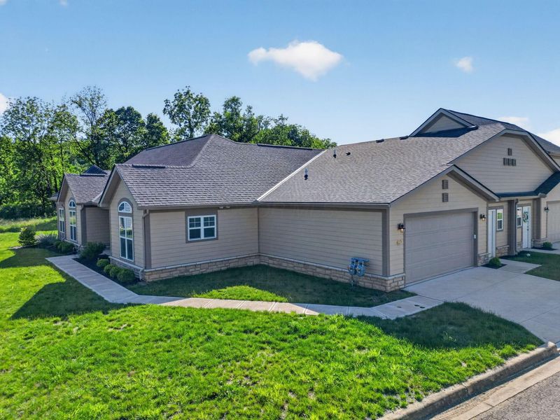 631 Woods Edge Lane , Newark, OH 43055 Photo 37