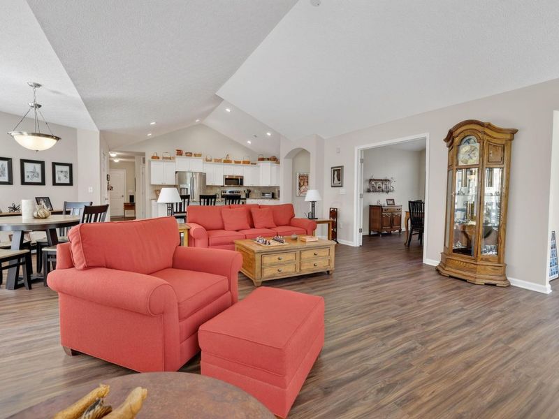 631 Woods Edge Lane , Newark, OH 43055 Photo 7