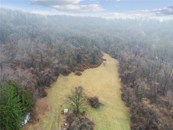 2651 Radebaugh Rd , Jeannette, PA 15644