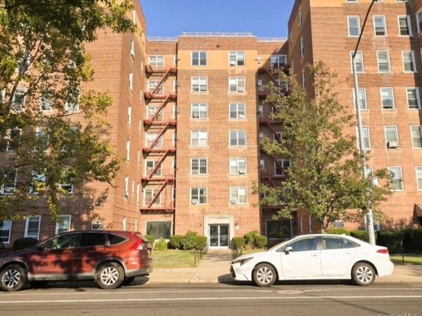 30-11 Parsons Boulevard , Unit 4O, Flushing, NY 11354