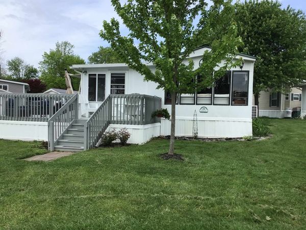 20 Eagle Lane, South Hero, VT 05486