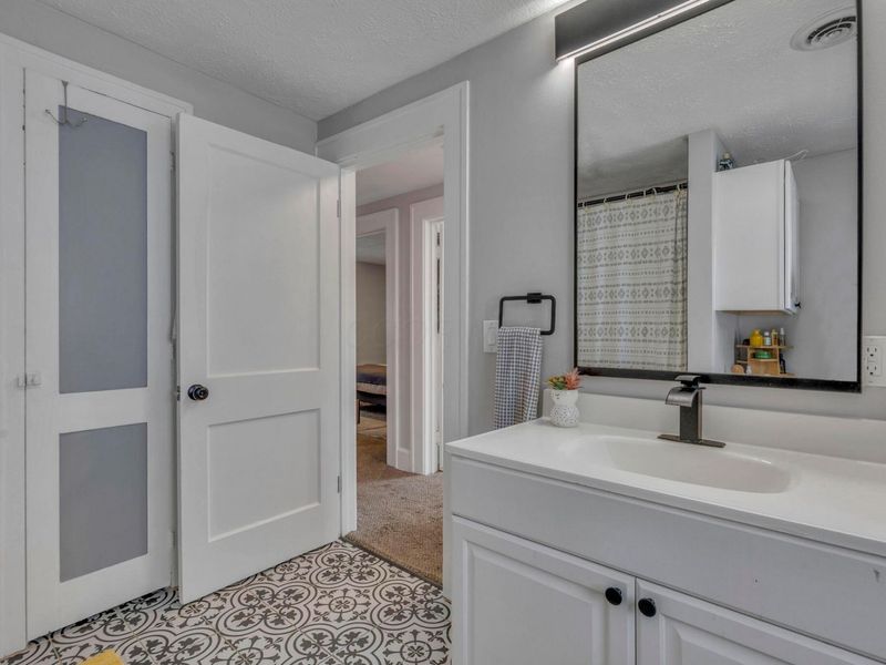 430 Madison Avenue , Lancaster, OH 43130 Photo 15