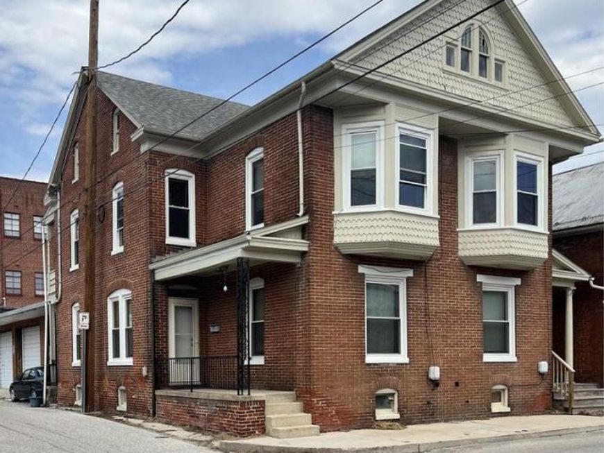 17 W Park Avenue , Hanover, PA 17331 Main Photo