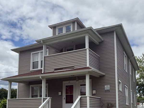 17-19 Baltimore , Hartford, CT 06112