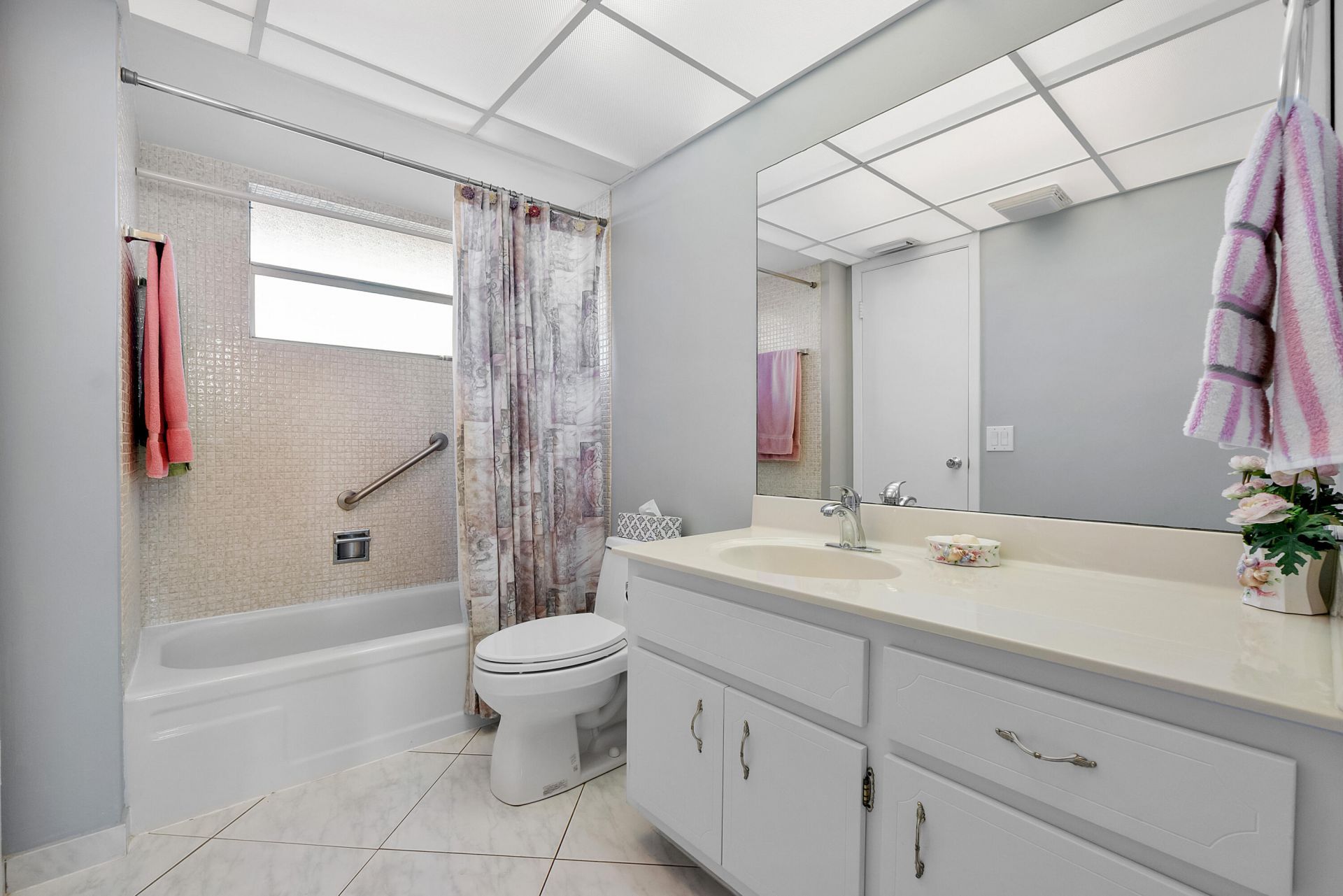 2900 NW 47th Terrace, Unit 304b, Lauderdale Lakes, FL 33313 Photo