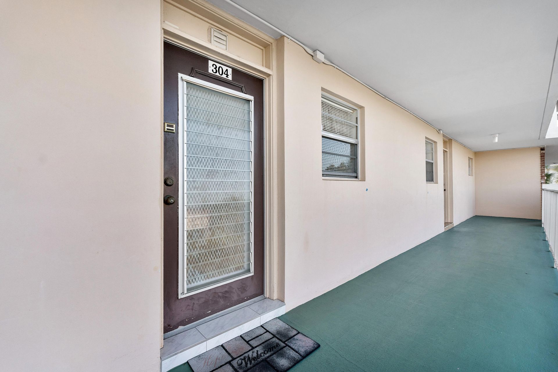 2900 NW 47th Terrace, Unit 304b, Lauderdale Lakes, FL 33313 Photo