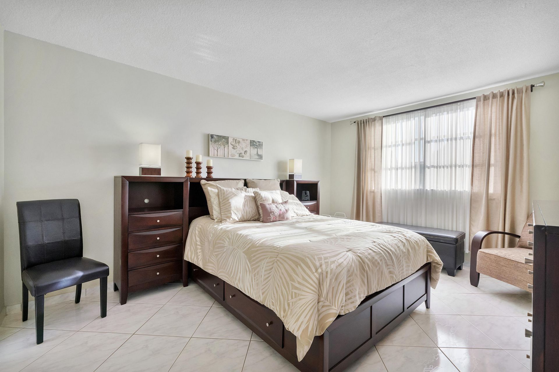 2900 NW 47th Terrace, Unit 304b, Lauderdale Lakes, FL 33313 Photo