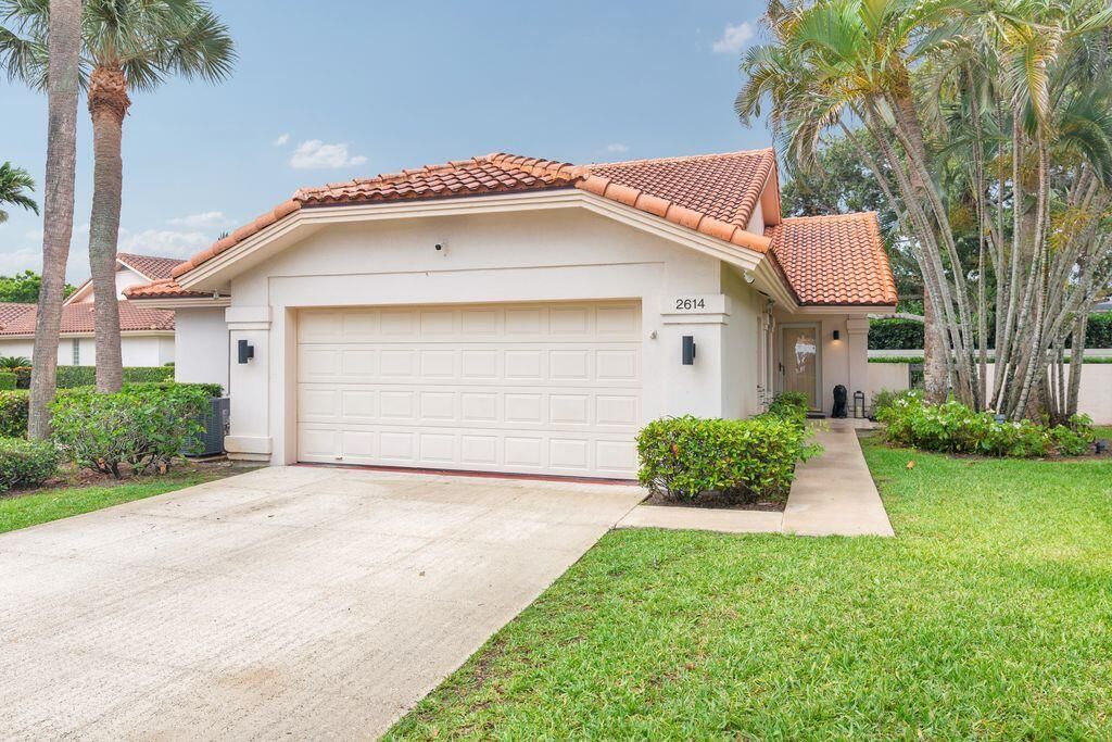 2614 Mohawk Circle, West Palm Beach, FL 33409 Main Photo