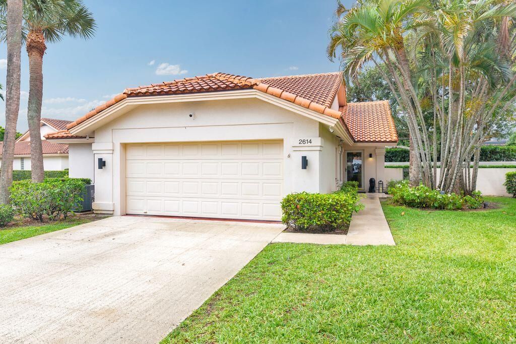 2614 Mohawk Circle, West Palm Beach, FL 33409 Photo