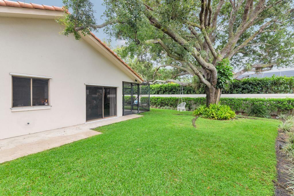 2614 Mohawk Circle, West Palm Beach, FL 33409 Photo