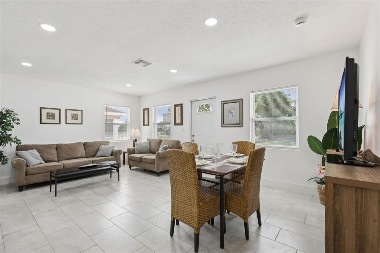 3530 Goodrich Avenue , Sarasota, FL 34234 Photo