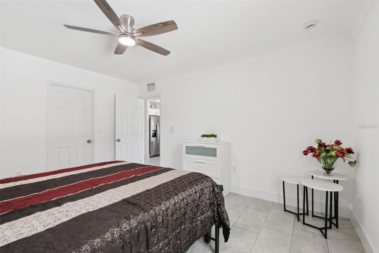 3530 Goodrich Avenue , Sarasota, FL 34234 Photo