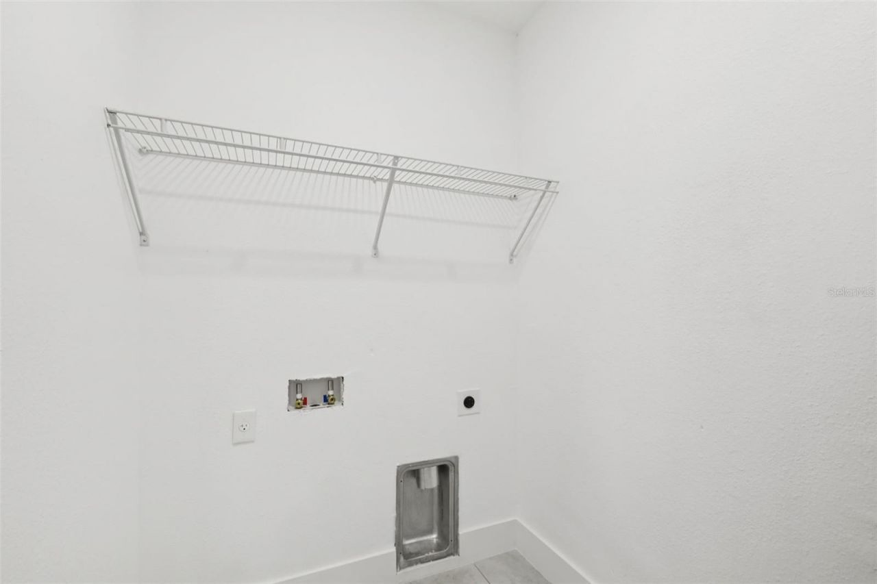 3530 Goodrich Avenue , Sarasota, FL 34234 Photo