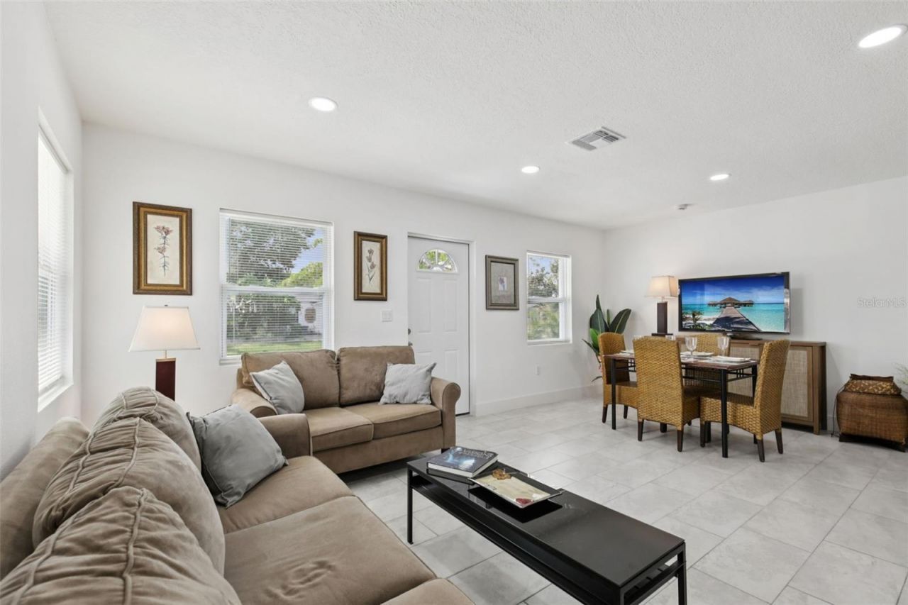 3530 Goodrich Avenue , Sarasota, FL 34234 Photo