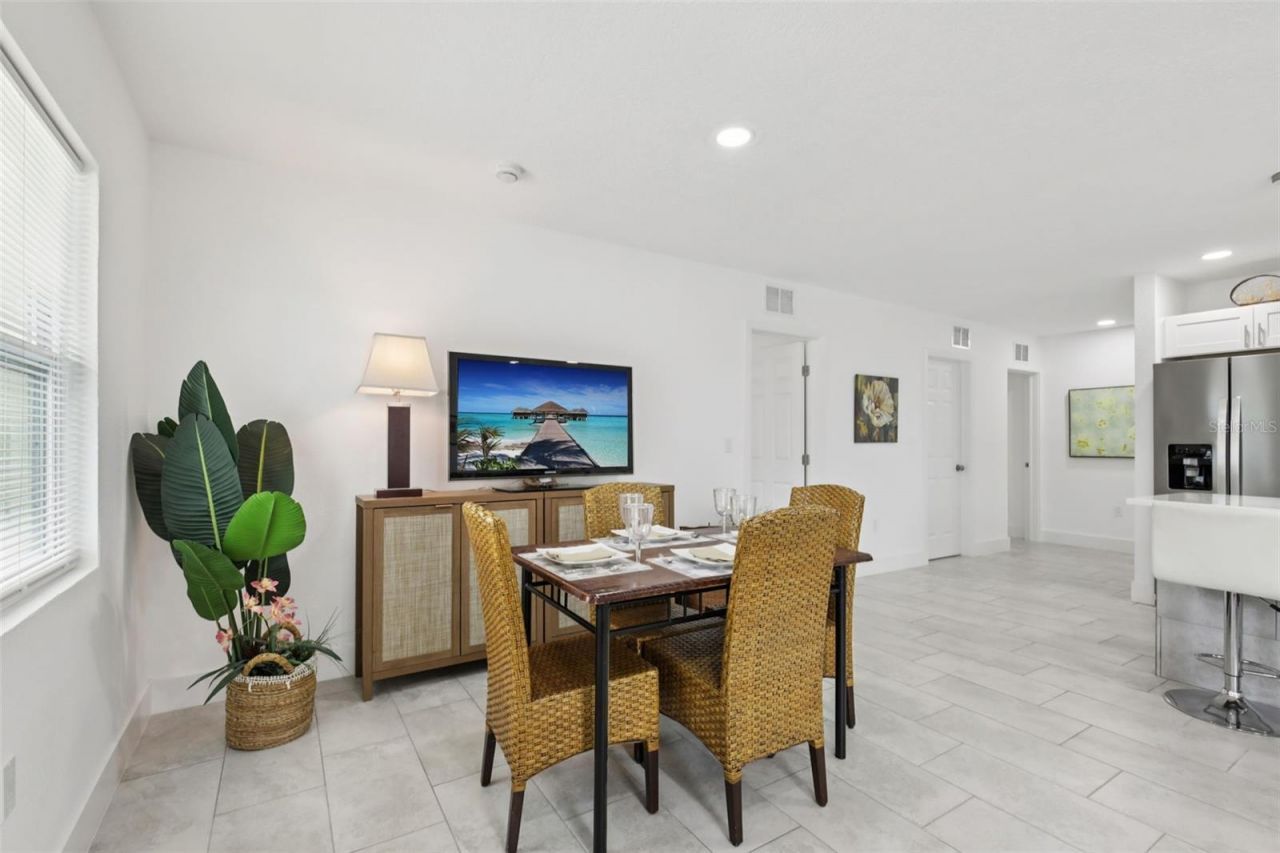 3530 Goodrich Avenue , Sarasota, FL 34234 Photo