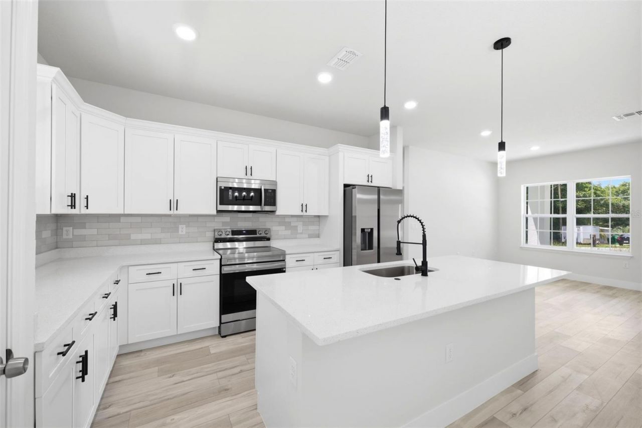 8511 N Golfview Drive, Citrus Springs, FL 34434 Photo