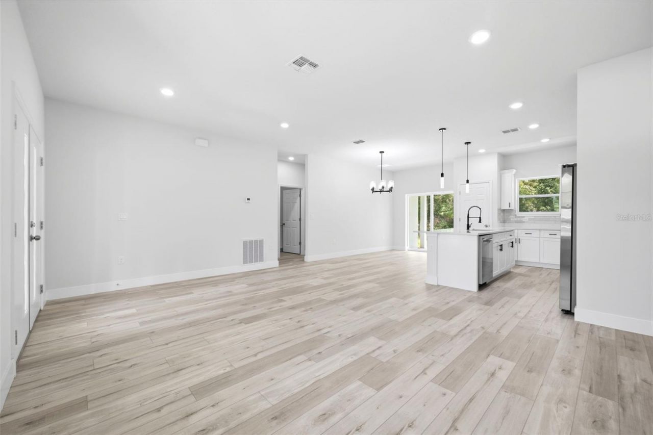8511 N Golfview Drive, Citrus Springs, FL 34434 Photo
