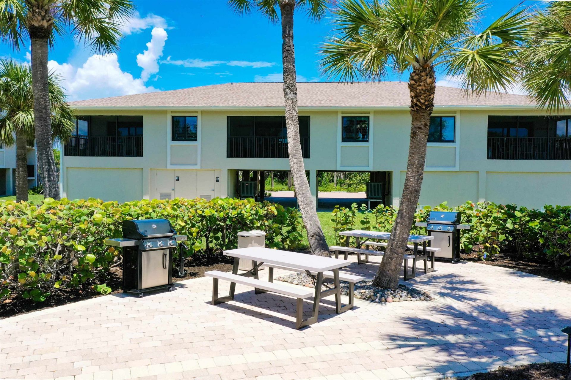 1919 Olde Middle Gulf Dr, Unit 502, Sanibel, FL 33957 Photo