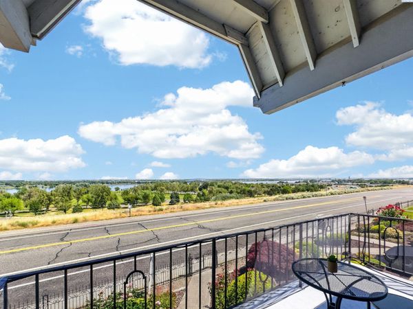 2401 W Canal Dr, Unit D-1, Kennewick, WA 99336