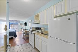1207 S Ocean Blvd.  photo 4