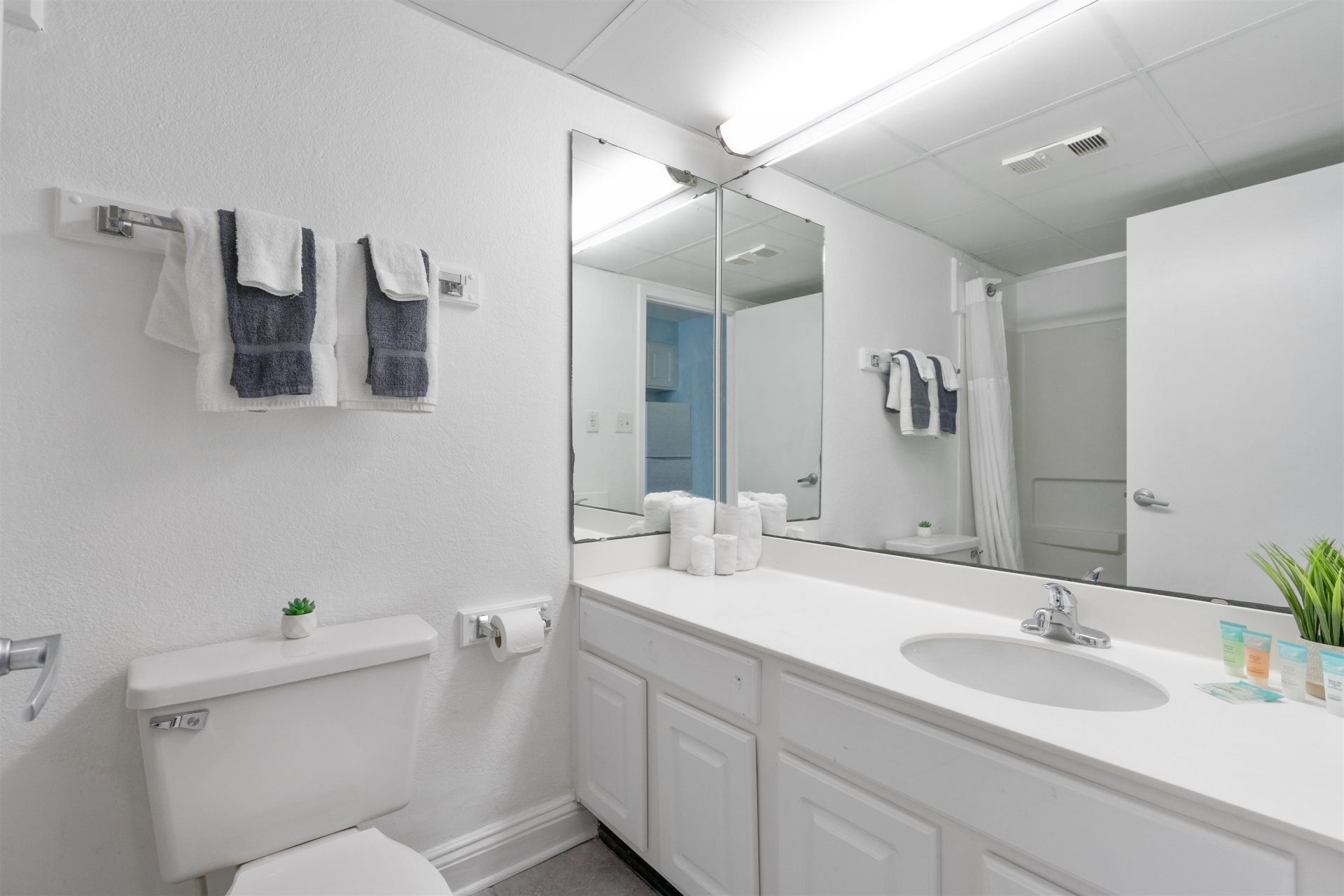 1207 S Ocean Blvd.  Photo 4