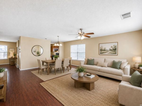 9923 Misty Plain Dr., San Antonio, TX 78245