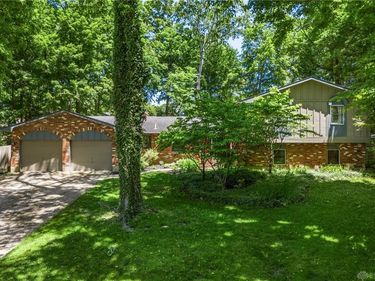 3258 Southfield Drive, Beavercreek, OH 45434