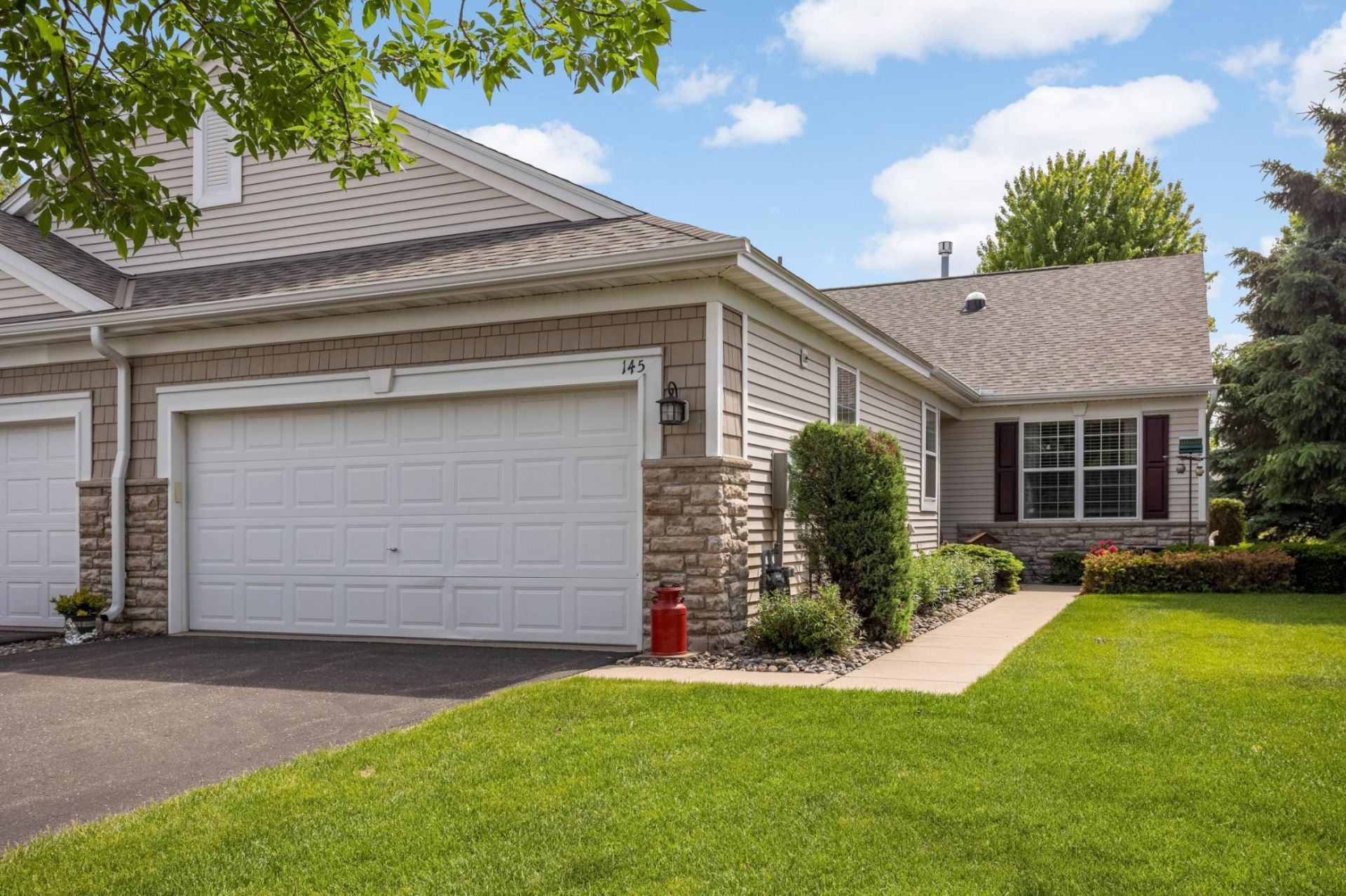 145 Sandpiper Circle , Hastings, MN 55033
