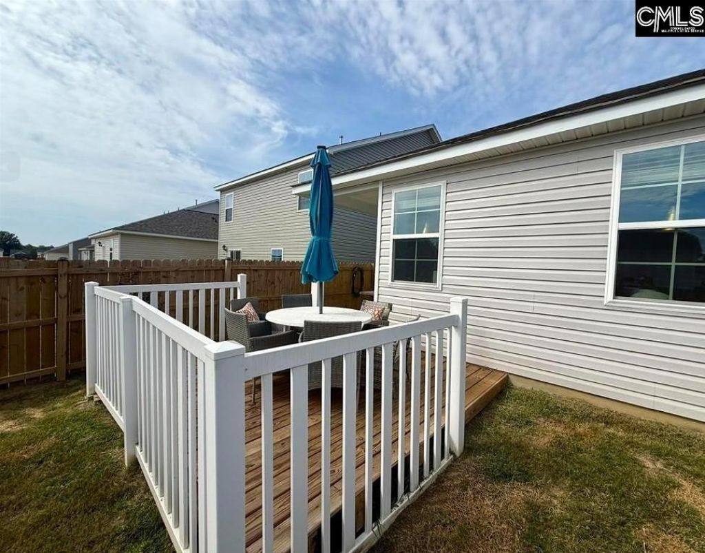 125 Hunters Branch Drive  Photo 10