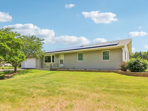 812 S Farrell Road , Lockport, IL 60441
