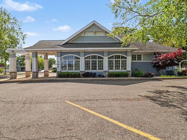 701 N Washington Avenue, Ludington, MI 49431