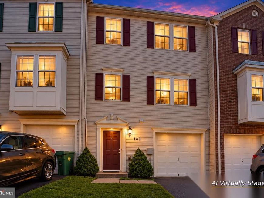 723 Olive Wood Lane, Baltimore, MD 21225 Main Photo