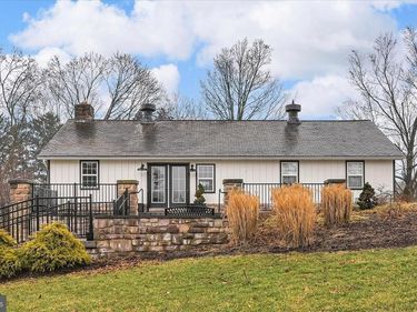 2395 QUENTIN ROAD , LEBANON, PA 17042