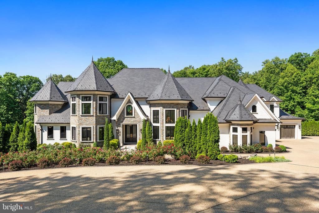 1332 MCCAY LANE , MCLEAN, VA 22101