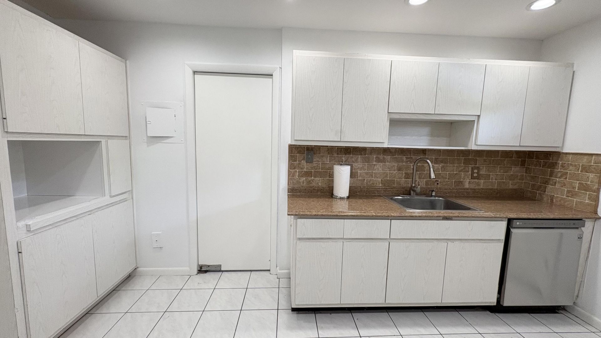 879 NE 195th Street, Unit 227, Miami, FL 33179 Photo