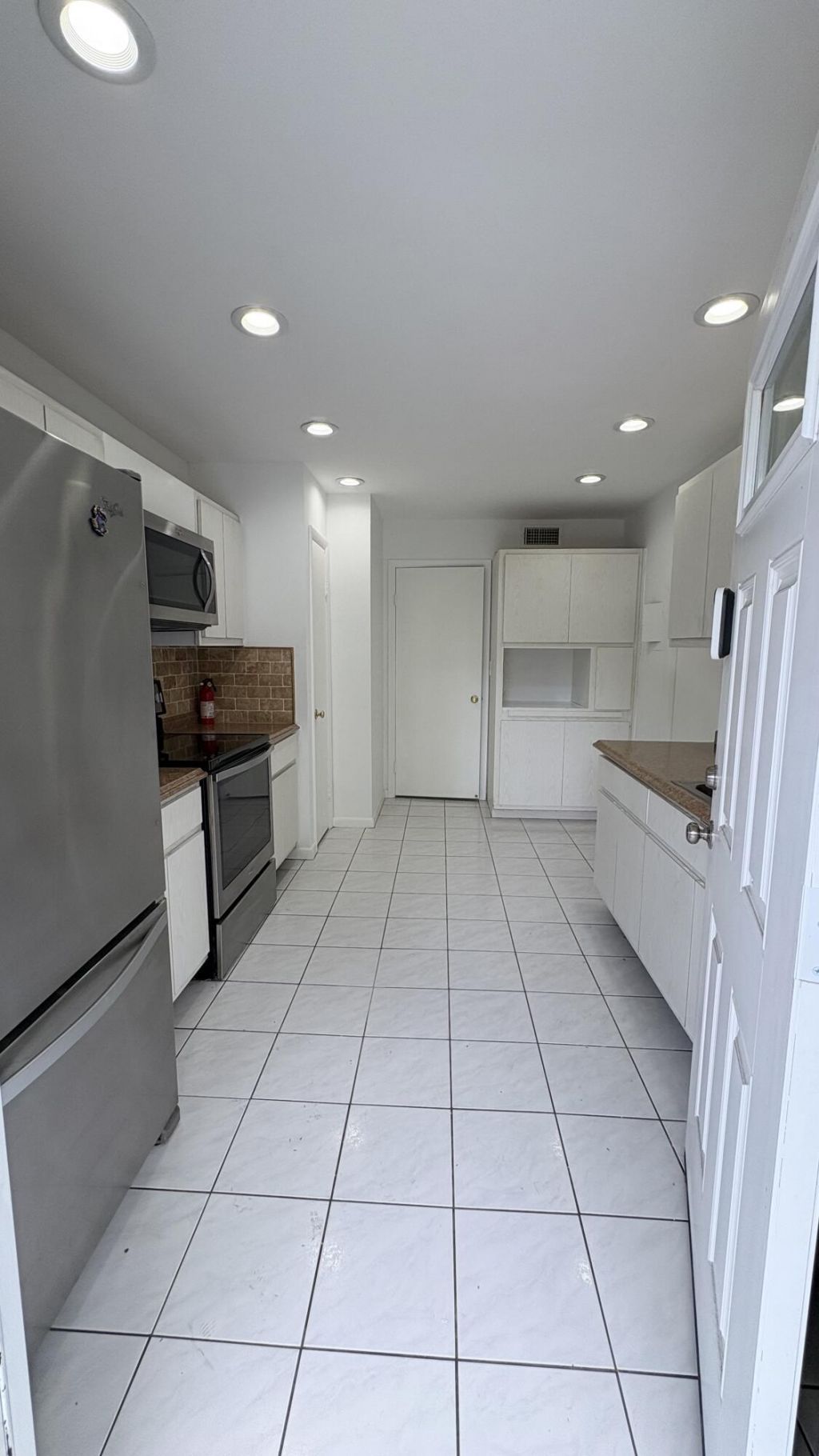 879 NE 195th Street, Unit 227, Miami, FL 33179 Photo